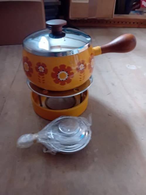 vintage retro nieuw fondu pan jaren 70 kleur geel oranje, Verzamelen, Ophalen of Verzenden, Overige typen