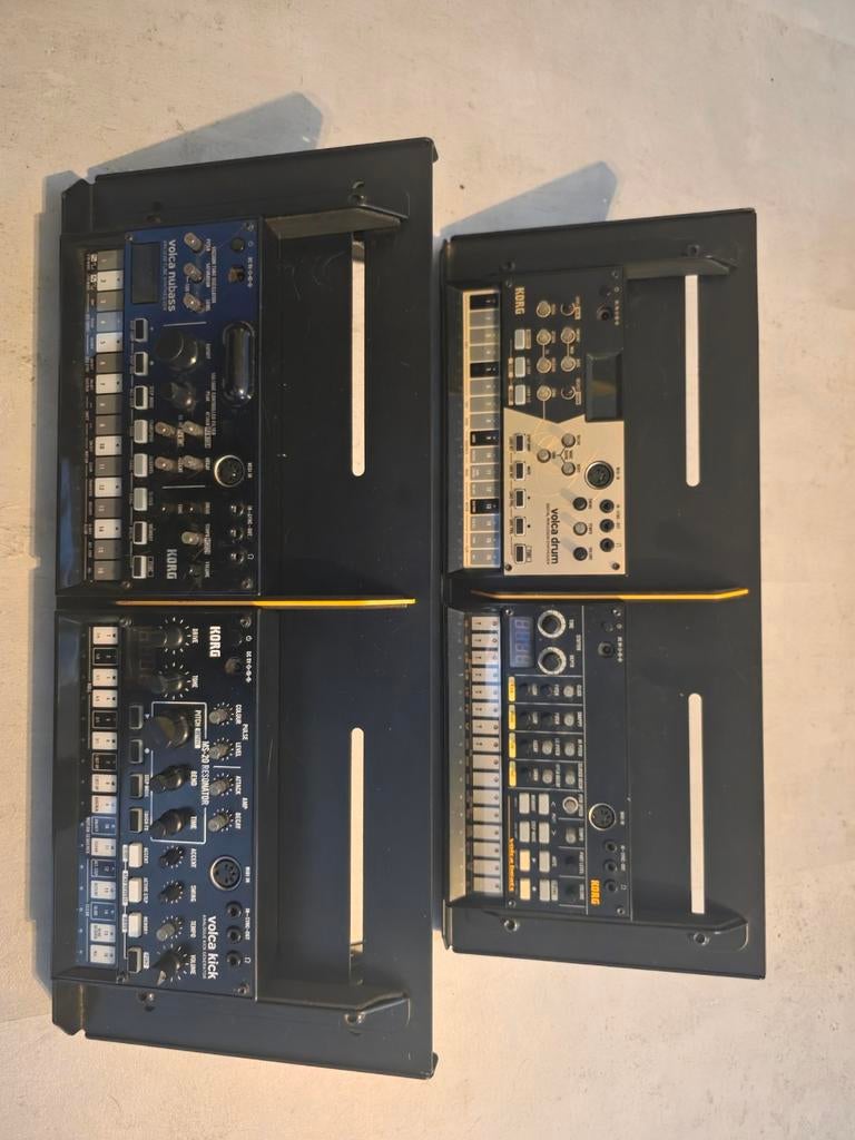 Korg Volca drum, beats, nubass, kick met standaards, Ophalen of Verzenden, Zo goed als nieuw, Overige aantallen, Korg