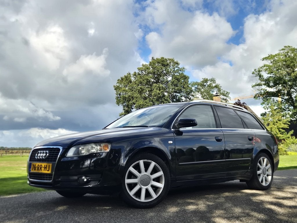 Audi A4 Avant 2.0 Pro Line (bj 2005), Auto's, 730 kg, Gebruikt, Parkeersensor, 4 cilinders