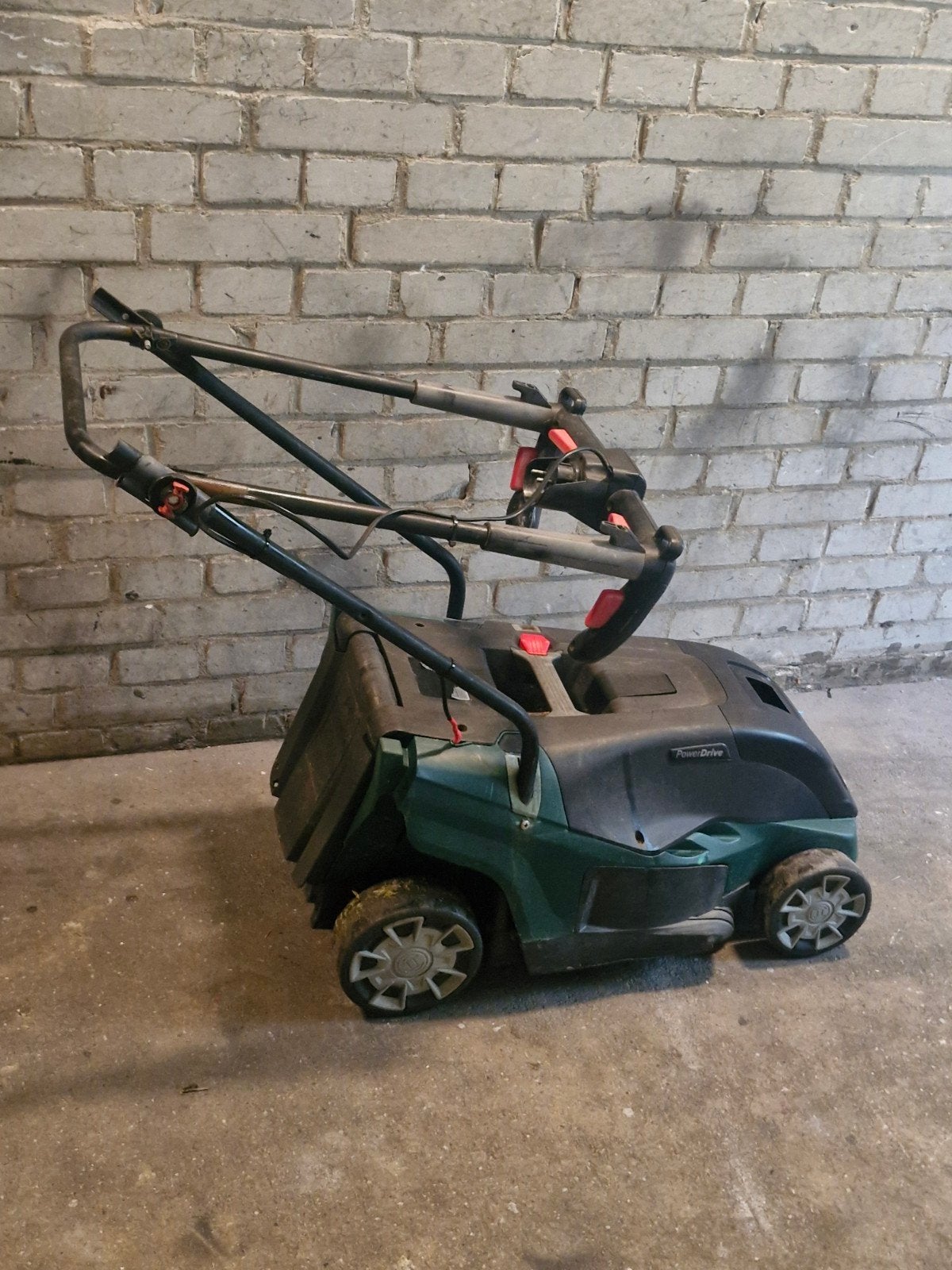 Te koop! Elektrisch Rotak Grasmaaier., Ophalen, Gebruikt