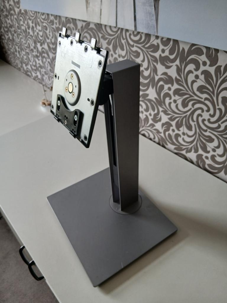 Dell monitor standaard geveerd, DisplayPort, Ophalen of Verzenden, Zo goed als nieuw, Overige typen