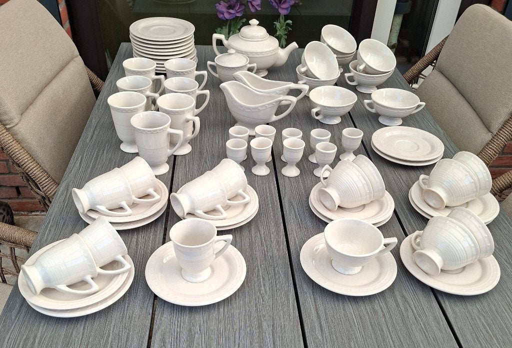 Incompleet servies roomwit prijs € 40,00 voor alles, Ophalen, Gebruikt, Overige typen, Overige stijlen