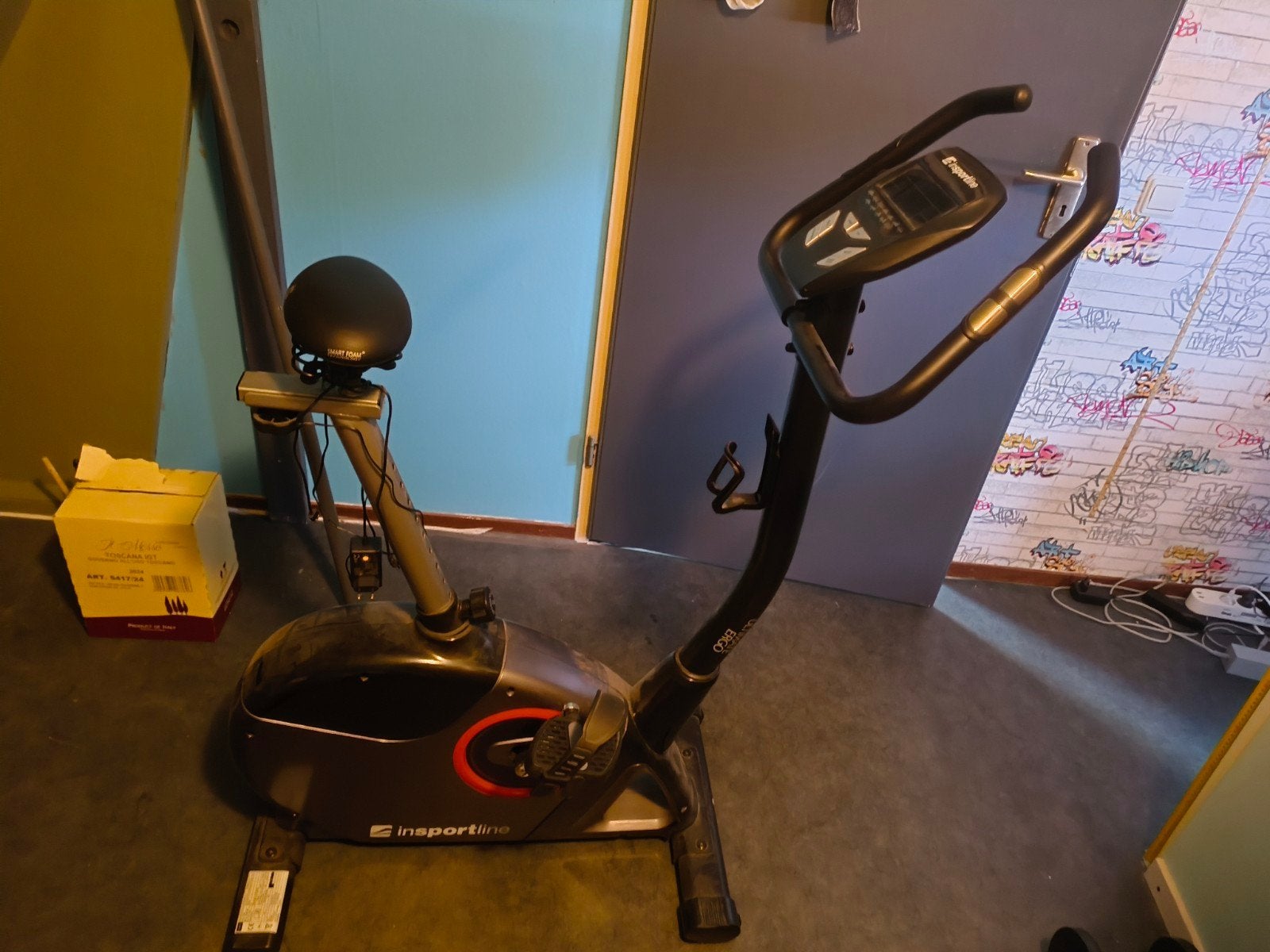 Hometrainer Insportline - Perfect voor thuistraining, Sport en Fitness, Fitnessapparatuur, Ophalen, Gebruikt, Metaal, Benen