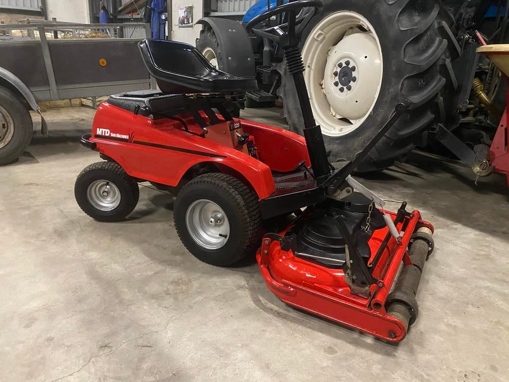 MTD 12,5 (Stiga Villa), Ophalen, Gebruikt, Versnellingen, Minder dan 90 cm