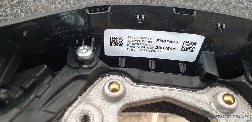 M sportstuur Leder BMW 3 serie G20 / G21 ZGAN stuurwiel orig, Auto-onderdelen, Interieur en Bekleding, Petuelring 130
80788  Munich, DE