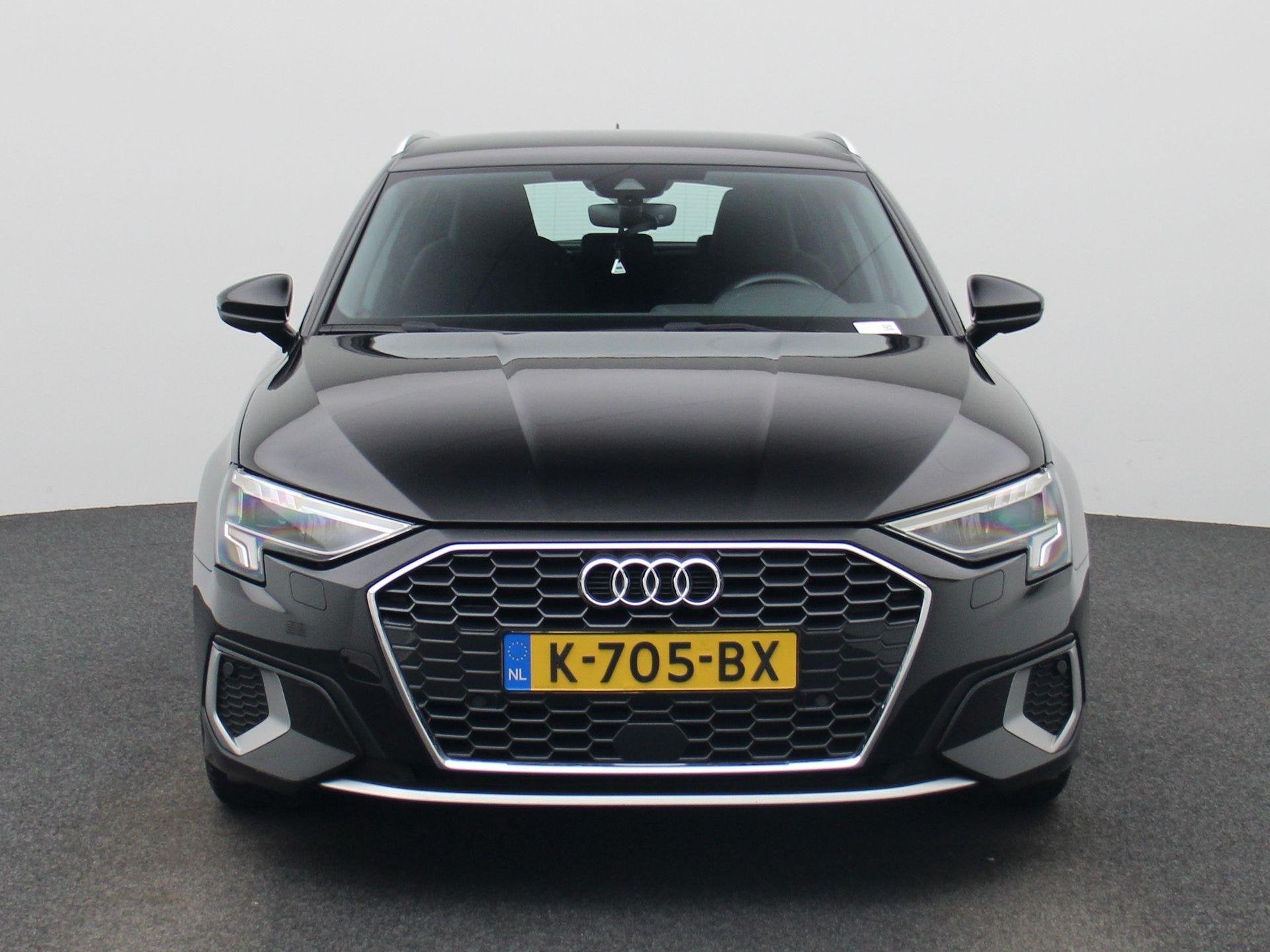 Audi A3 Sportback 30 TFSI Business edition | NAVIGATIE | CLI, Auto's, Audi, 12 maanden, Gebruikt, Zwart, Origineel Nederlands