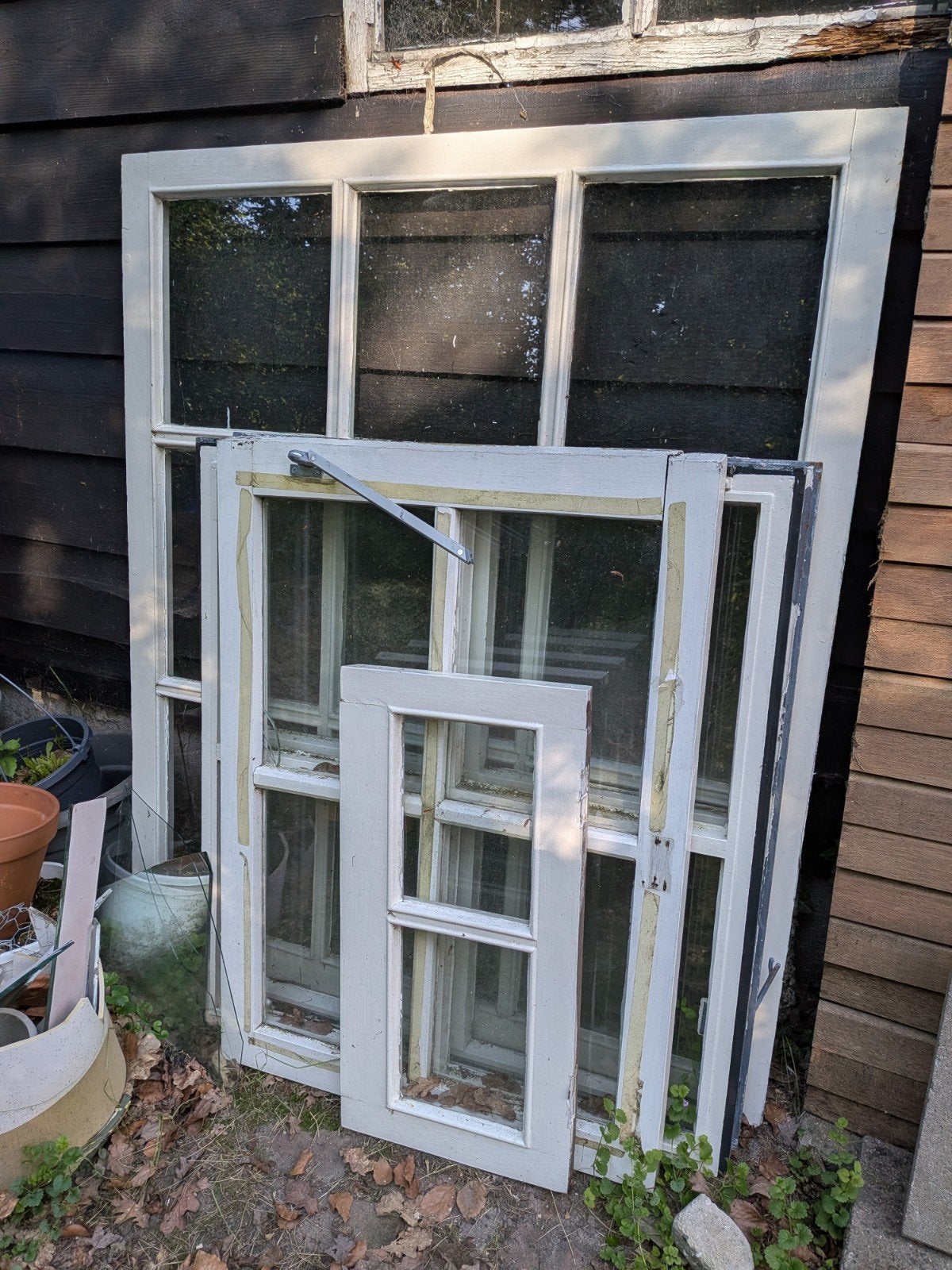 Ijzeren en houten ramen enkel glas, Ophalen, Hout, 75 tot 150 cm, Raamkozijn