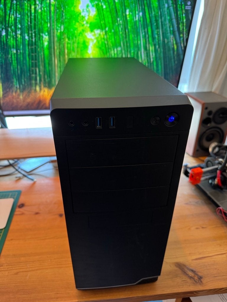 Gaming PC RTX 4060 i3-12100F 16GB 1TB NVMe, Ophalen, Gebruikt, Gaming, SSD