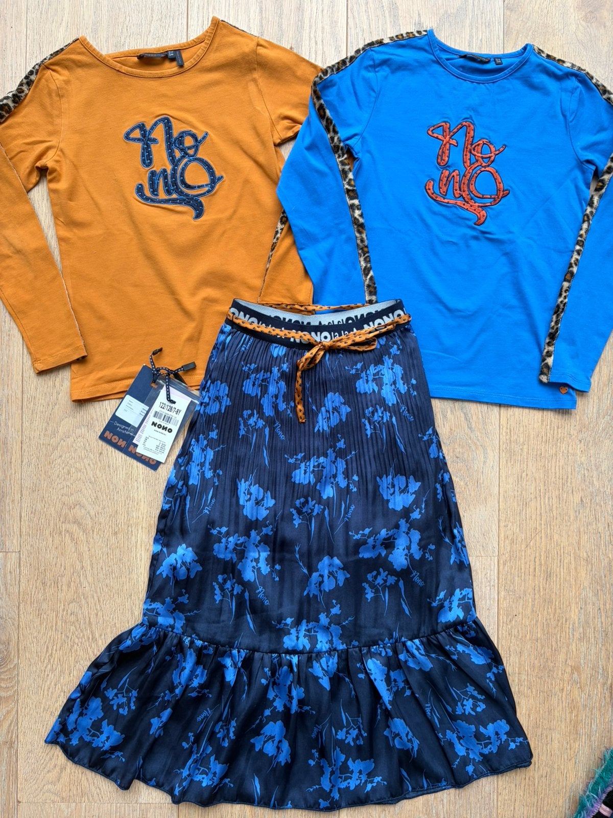 Set lange rok en 2 longsleeves NoNo mt 122/128 als nieuw, Kinderen en Baby's, Kinderkleding | Maat 122, Ophalen of Verzenden, Zo goed als nieuw