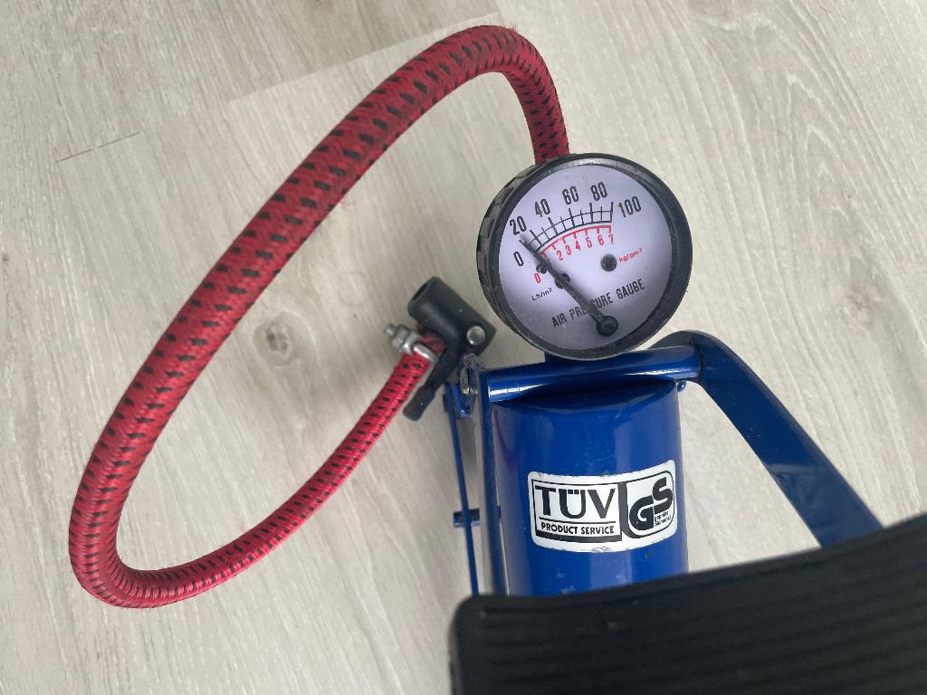 Fietspomp met manometer, Ophalen, Gebruikt