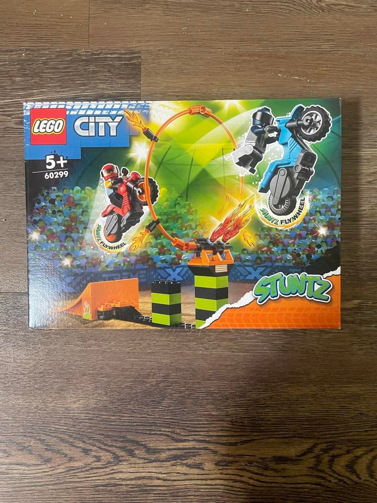 LEGO City Stuntz 60299 Stuntshow Dubbele Lus - Nieuw & Ongeo, City, Lego, Nieuw, Ophalen of Verzenden