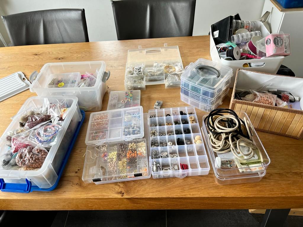 Grote partij kralen en materialen voor sieraden maken, Ophalen, Gebruikt, Kraal