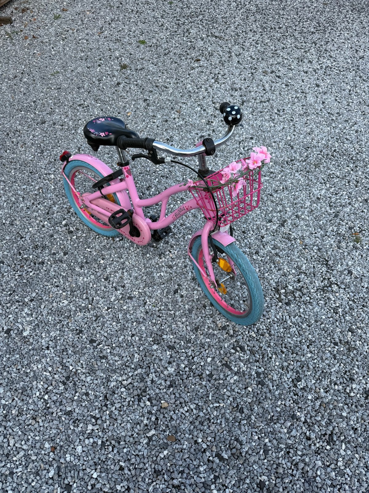Roze kinderfiets Alpina, 16 inch, met mandje en bel, Ophalen, Gebruikt, Terugtraprem, 16 tot 20 inch