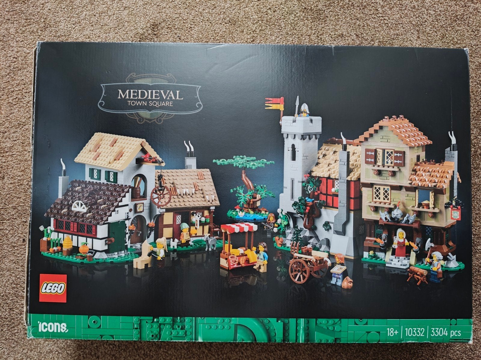 LEGO Icons 10332 Middeleeuws Stadsplein, Ophalen of Verzenden, Gebruikt