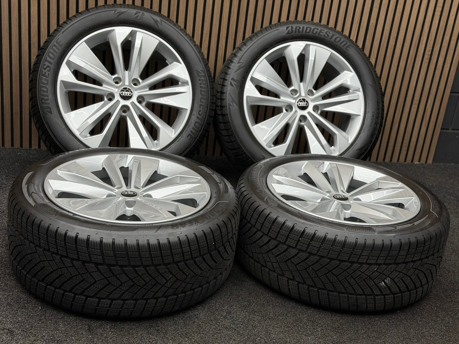 ZGAN! Originele 20 inch Audi Q6 SQ6 E-Tron 5x130 Breedset, Auto-onderdelen, Banden en Velgen, Ophalen, 255 mm, ., Banden en Velgen