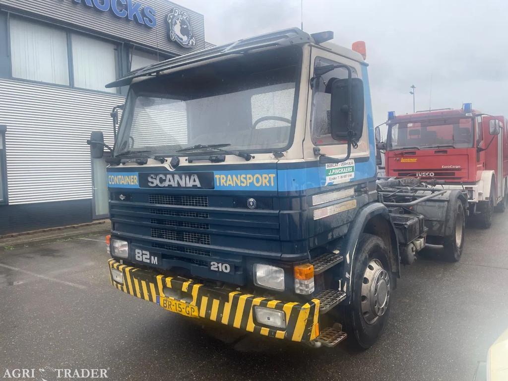 Scania 82M 210 Containersysteem , aluvelgen ,manuel gear Old, Particulier, Te koop, Scania