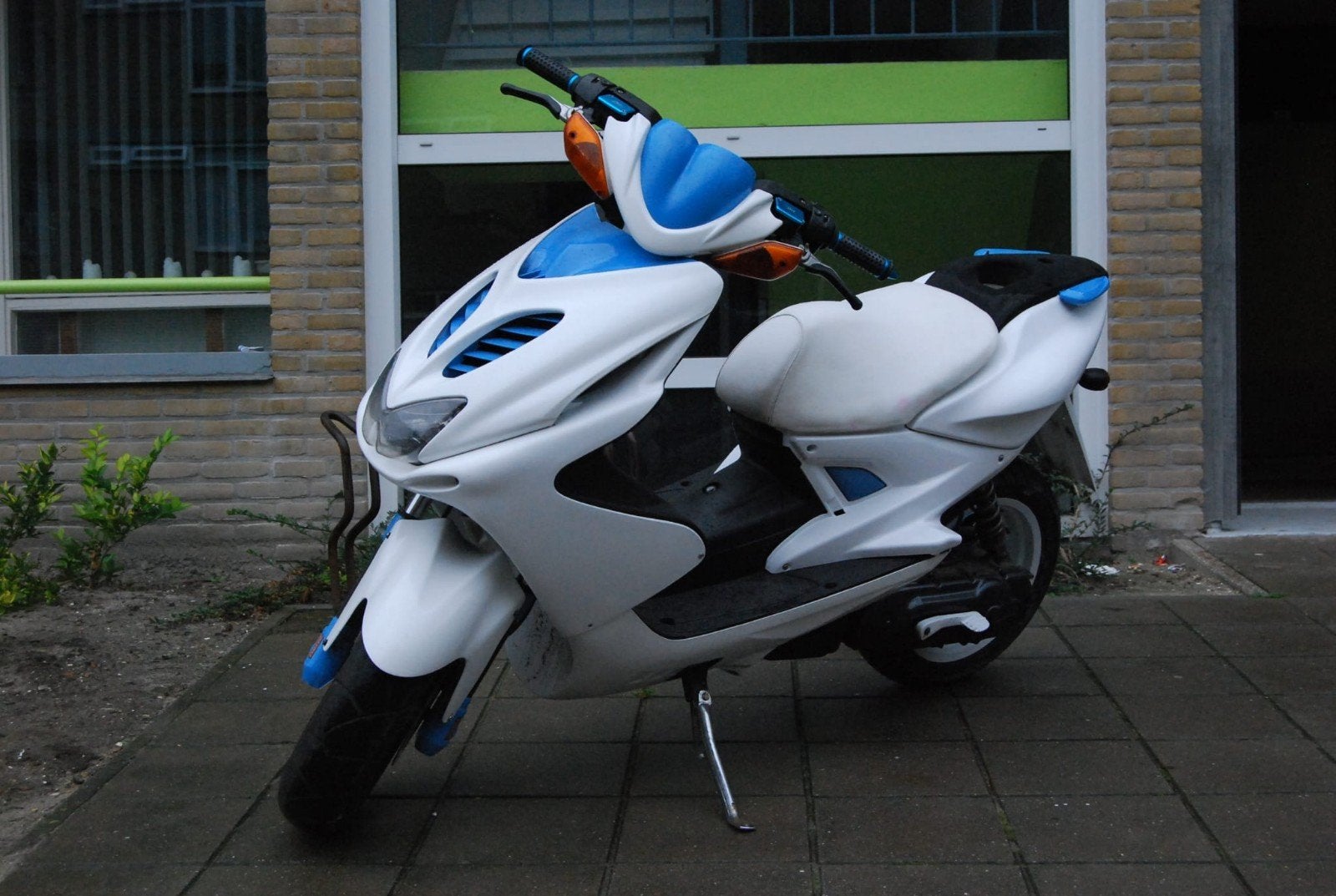 Yamaha Aerox Scooter - Wit/Blauw, Fietsen en Brommers, Scooters | Yamaha, Ophalen, Gebruikt, Benzine, Aerox