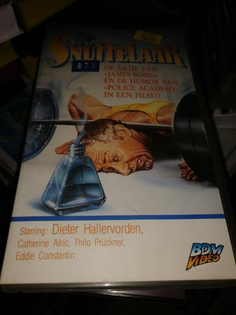 VHS ex-rental - De Snuffelaar, Ophalen of Verzenden