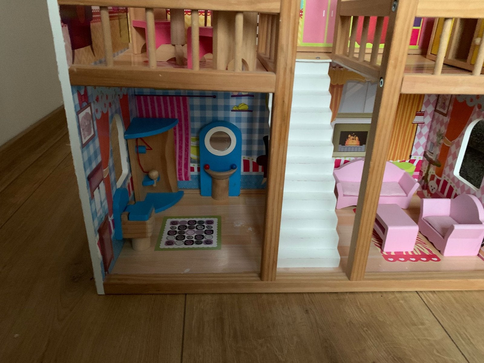 Groot Houten Poppenhuis met Meubels en Poppen, Ophalen, Gebruikt, Overige typen