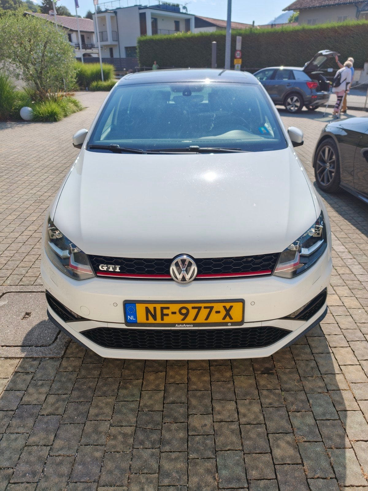 Volkswagen Polo 1.8 TSI 192PK 5D BMT 2016 Wit, Auto's, Volkswagen, Voorwielaandrijving, Wit, 1100 kg, Polo