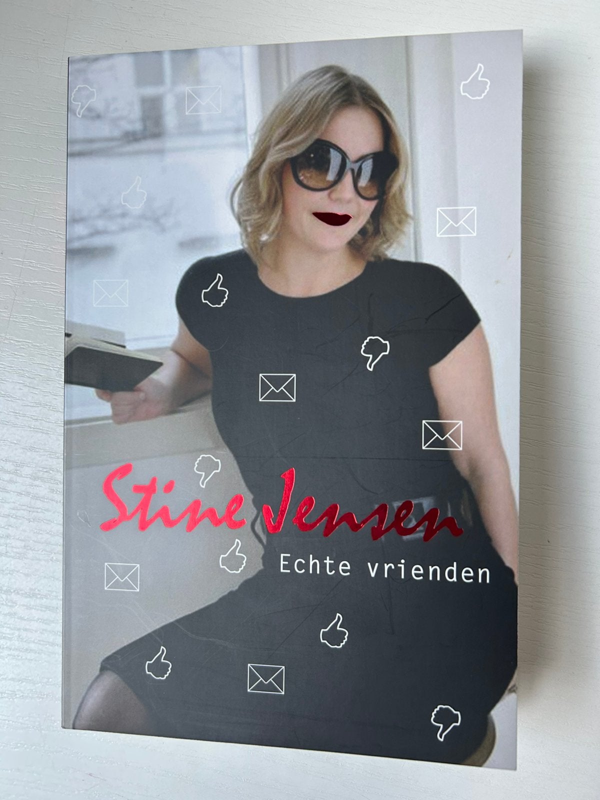 Stine Jensen - Echte vrienden, Ophalen of Verzenden, Gelezen, Stine Jensen