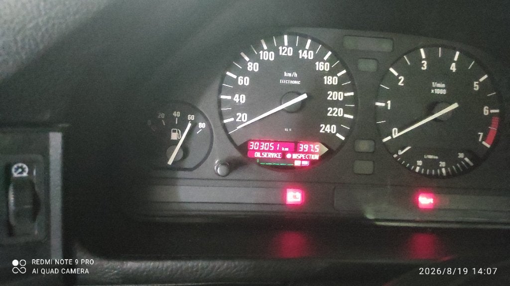 BMW E34 520i M50B20 1990/handgeschakeld/leer/schuifdak, Auto's, Achterwielaandrijving, Zwart, Leder, 1560 kg