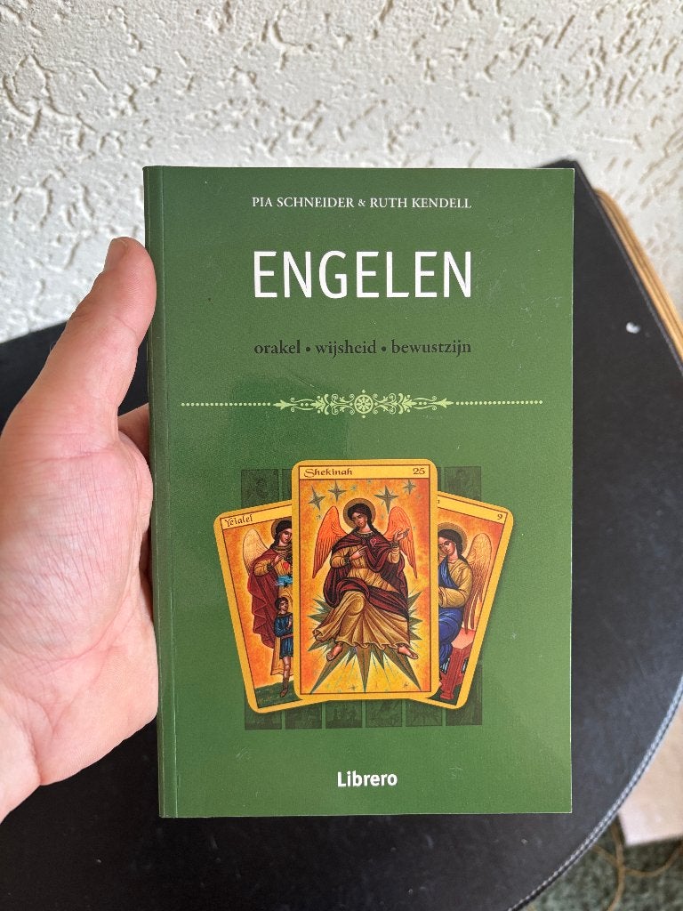 Pia Schneider - Engelen, Orakel wijsheid bewustzijn - 2014, Gelezen, Achtergrond en Informatie, Tarot of Kaarten leggen, Ophalen of Verzenden