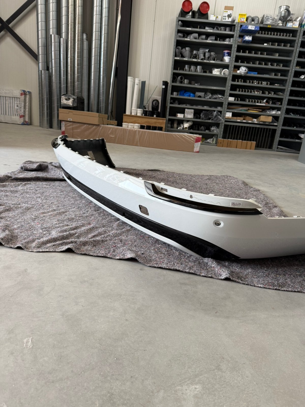 Volvo XC90 achterbumper 2022 ice white, Auto-onderdelen, Carrosserie en Plaatwerk, ., Ophalen of Verzenden, Volvo, Bumper
