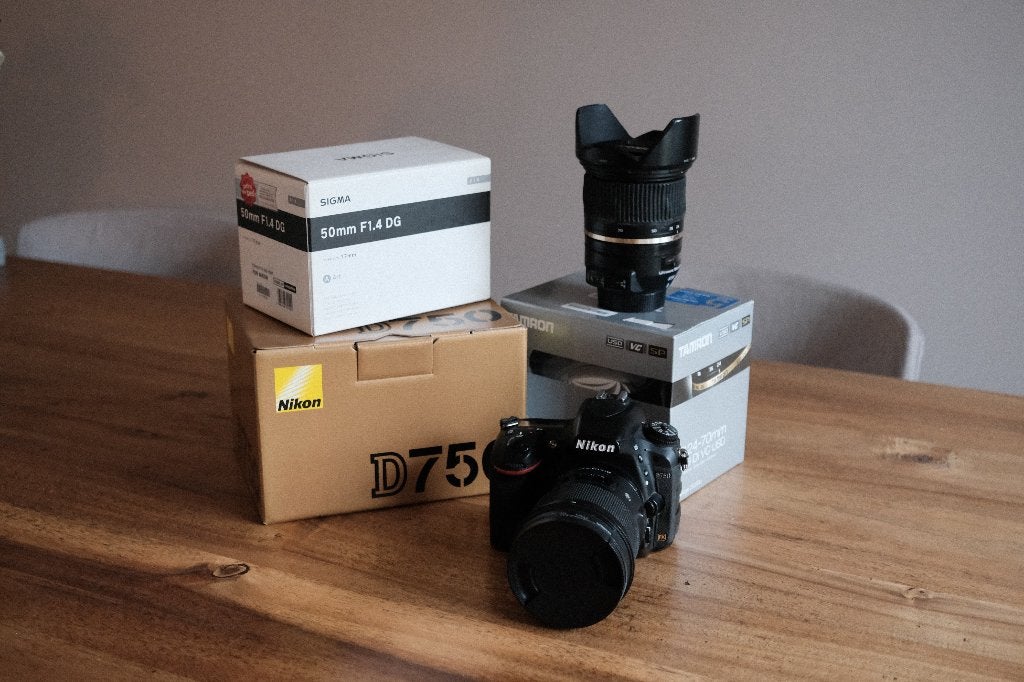 Nikon D750 + Sigma Art 50mm f1.4 + Tamron 24-70 F2.8, Ophalen, Gebruikt, Spiegelreflex, 24 megapixels