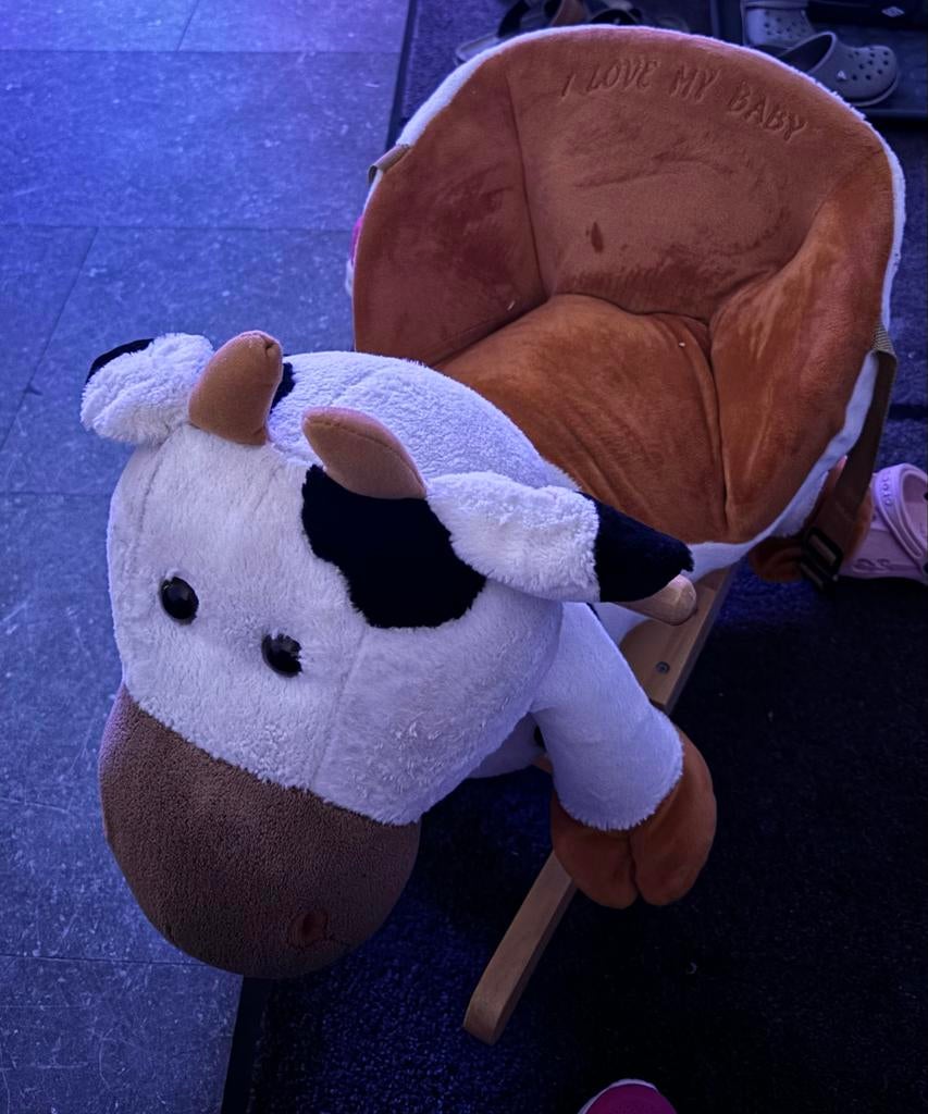 Hobbelkoe met geluid en veiligheidsriempje, Kinderen en Baby's, Ophalen, Gebruikt