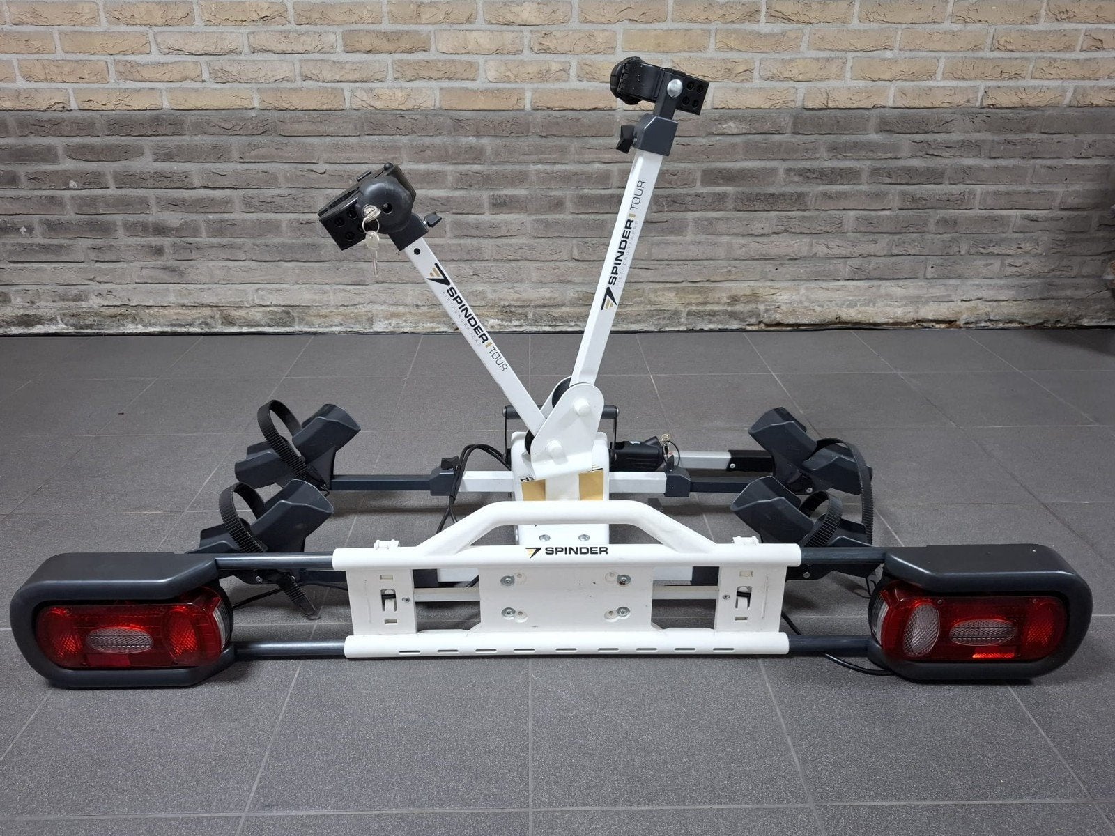 Spinder Tour Fietsendrager voor 2 fietsen - Trekhaakdrager, Auto diversen, Fietsendragers, Ophalen, 2 fietsen, Zo goed als nieuw