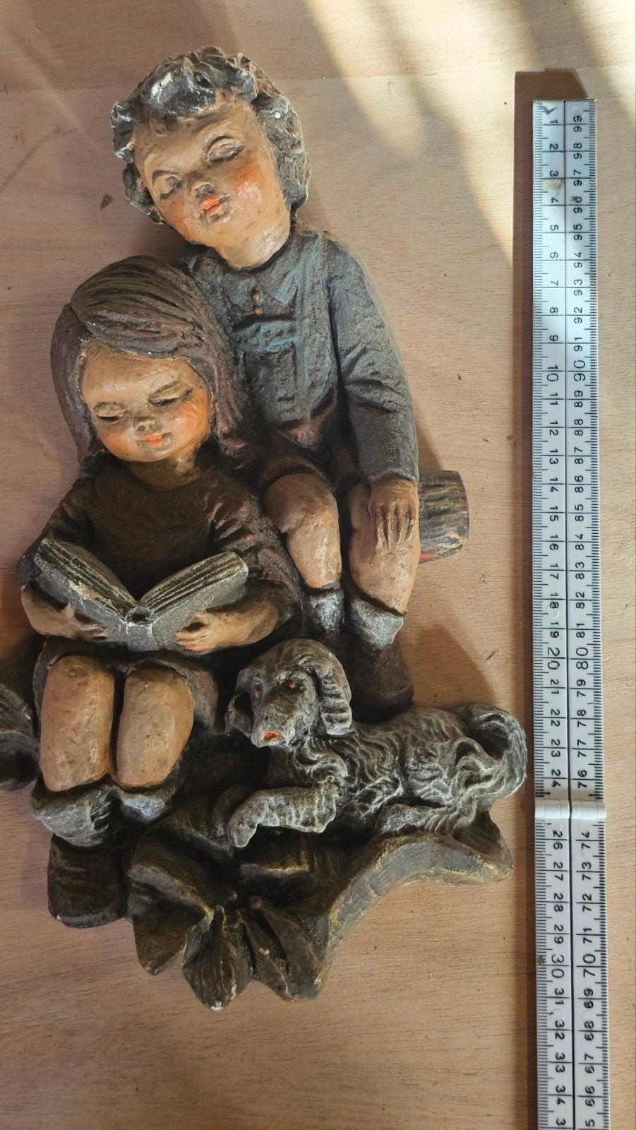 Vintage wanddecoratie: Lezend meisje, jongen en hond, Ophalen, Gebruikt
