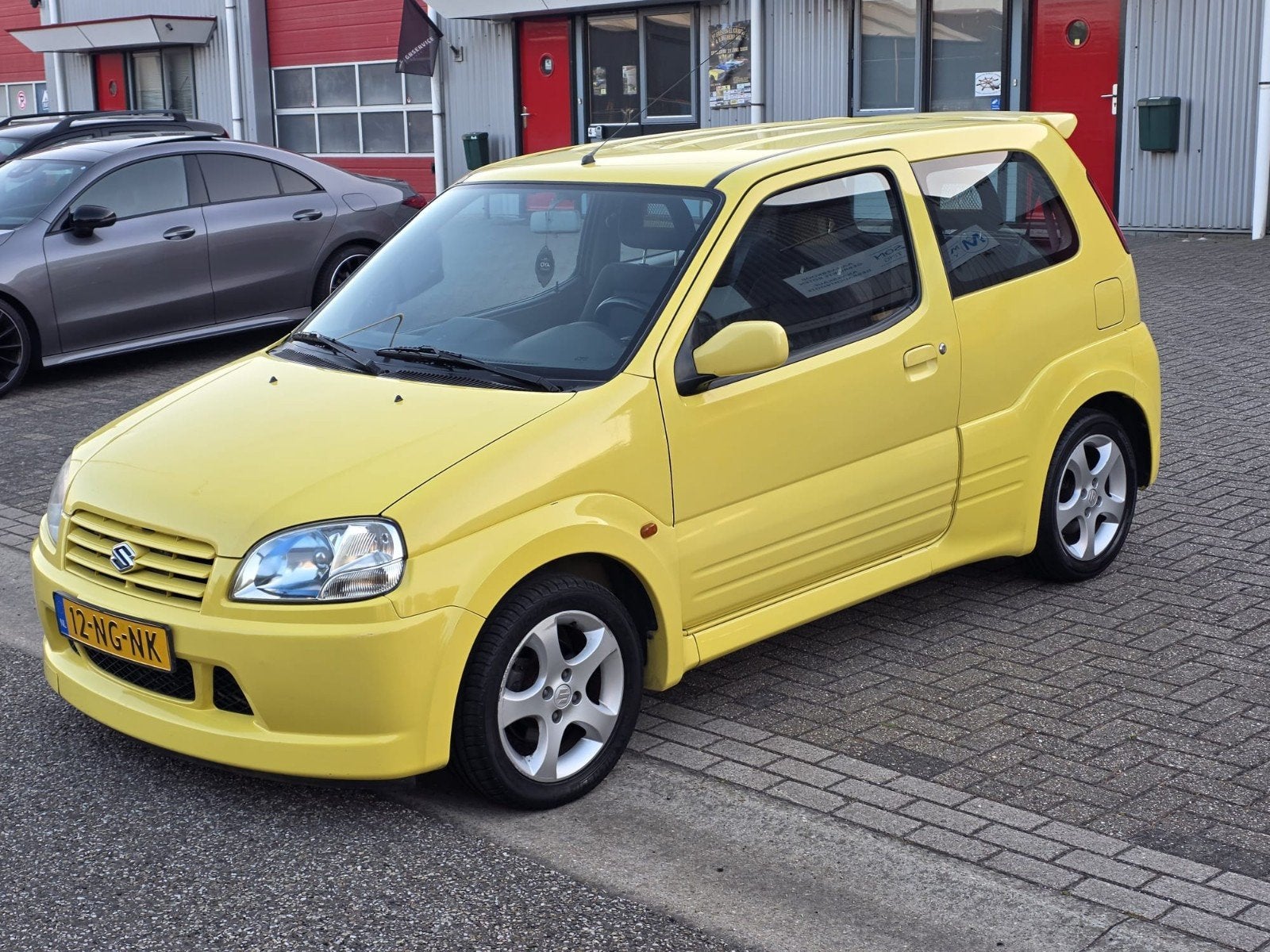 Suzuki Ignis sport 1.5 3D 2003 Geel, Auto's, Suzuki, Particulier, Ignis, Benzine, D, Hatchback, Handgeschakeld, Origineel Nederlands