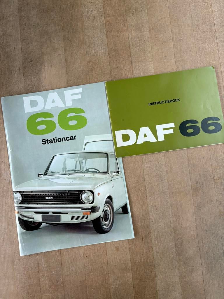 Brochure en instructieboekje van Daf66 stationcar 1973, Ophalen of Verzenden