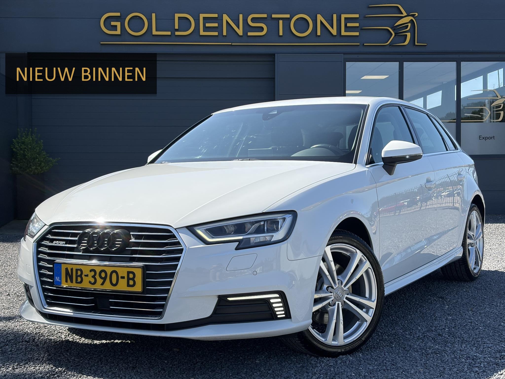 Audi A3 Sportback 1.4 e-tron Lease Edition SOH 84%,Carplay,N, Stof, Gebruikt, 4 cilinders, Automatische klimaatregeling