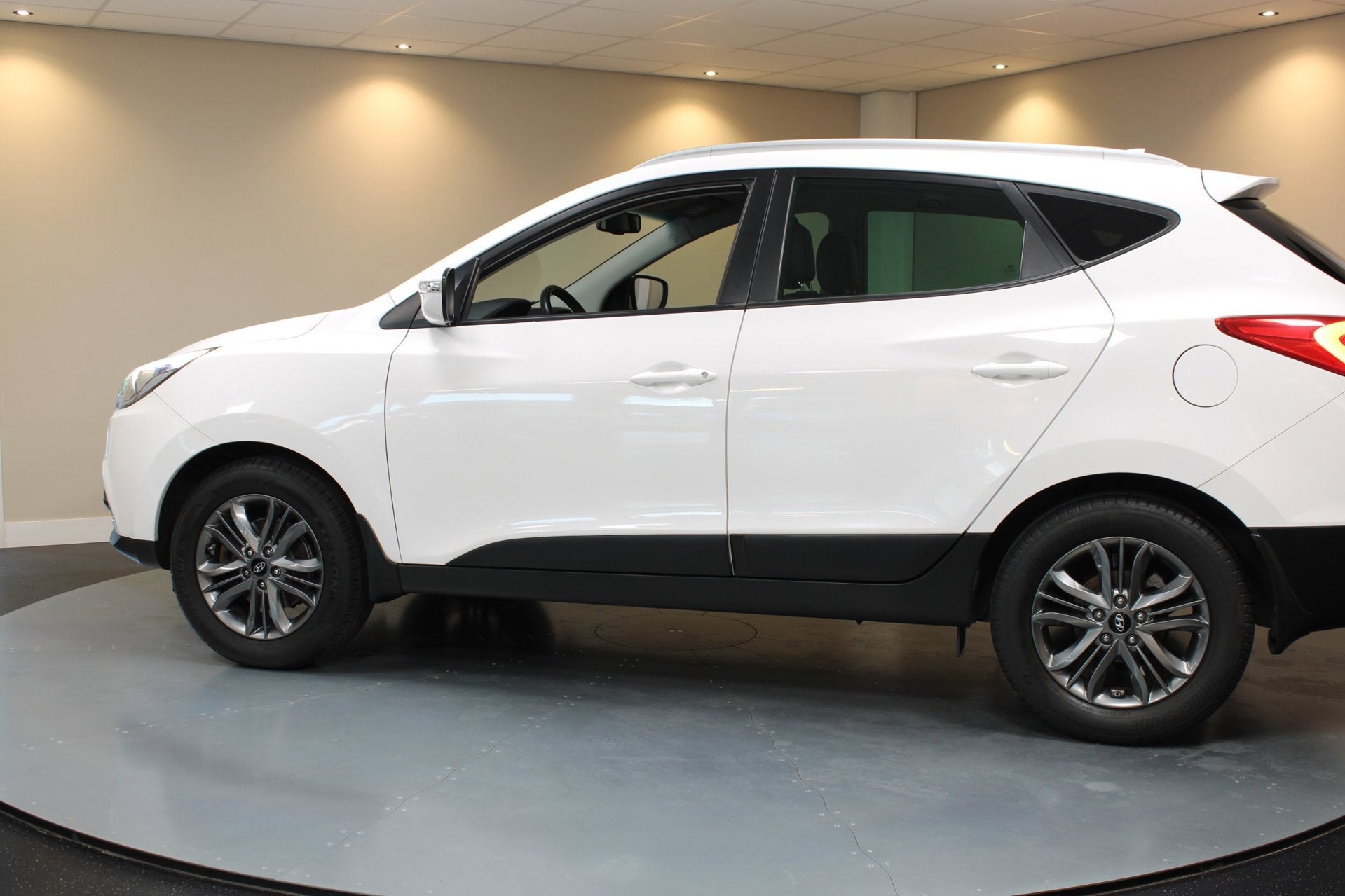 Hyundai Ix35 1.6i GDI Go! *57.000Km!* Stoelverw. V+A|Camera|, Voorwielaandrijving, Euro 5, 135 pk, 1591 cc