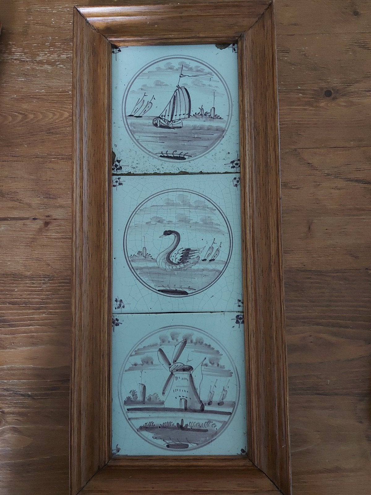 3 tegeltableaus met verschillende motieven  in houten lijst, Ophalen