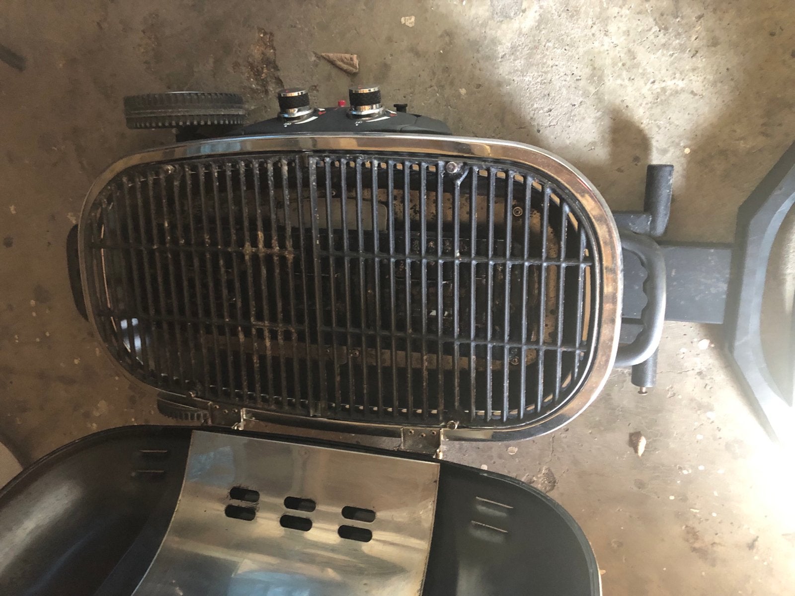 Draagbare gasbarbecue met wielen, Ophalen of Verzenden, Gebruikt
