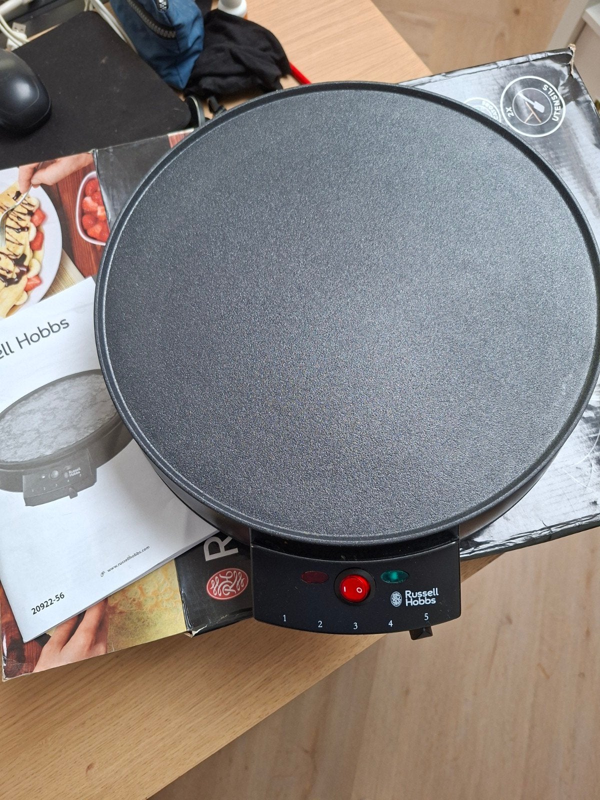 Russell Hobbs Fiesta Crêpe Maker - Pannenkoekenmaker, Ophalen of Verzenden, Zo goed als nieuw