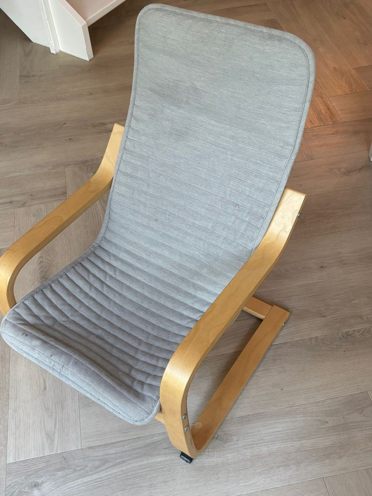 Ikea Poäng kinderfauteuil met grijze hoes, Ophalen, Gebruikt, 75 tot 100 cm, 50 tot 75 cm