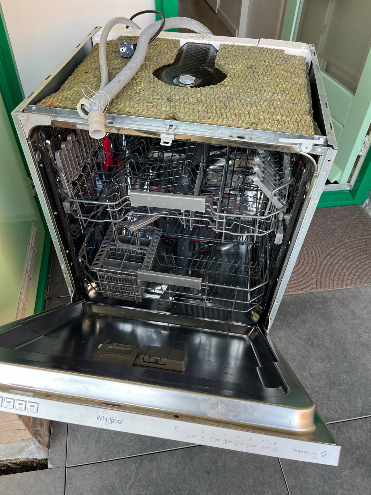 Lekkende Whirlpool Inbouwvaatwasser WIC 3C26 P, Witgoed en Apparatuur, Vaatwasmachines, Ophalen, Minder dan 85 cm, Energieklasse A of zuiniger