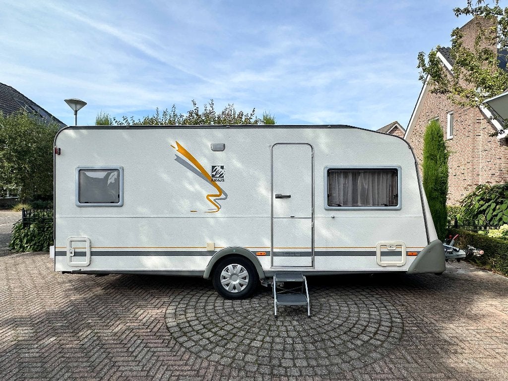 Knaus Südwind Lux 5 meter, Rondzit, Kachel, Particulier, Vast bed