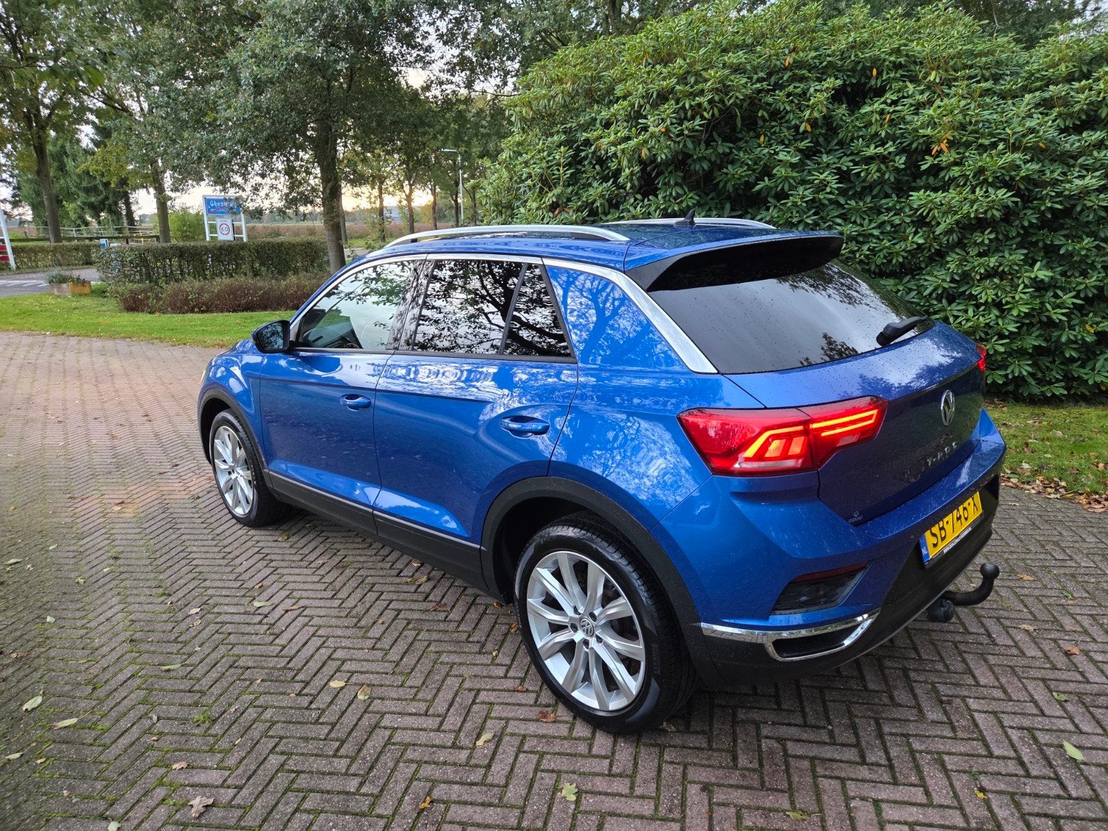 Volkswagen T-Roc 1.0 TSI 115pk 2018 Blauw, Auto's, Voorwielaandrijving, Blauw, Origineel Nederlands, Particulier