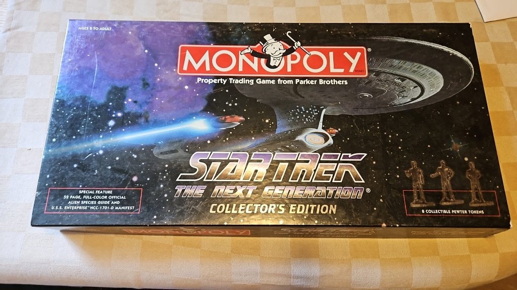 bordspel zgan Monopoly Star Trek Next Generation Monopolie, Vijf spelers of meer, Ophalen of Verzenden, Zo goed als nieuw, Monopoly