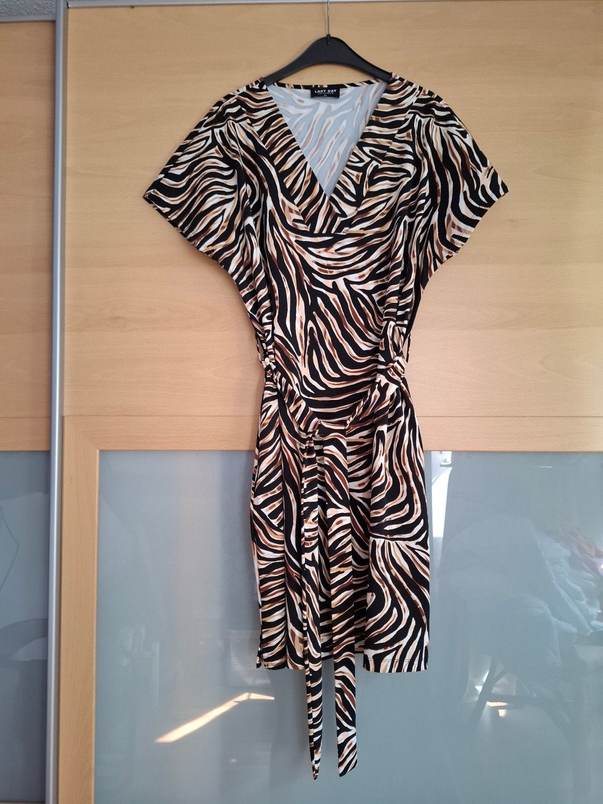 Lady Day Jurk Maat XL Zebraprint, Meerkleurig, Maat 46/48 (XL) of groter, Zo goed als nieuw, Knielengte