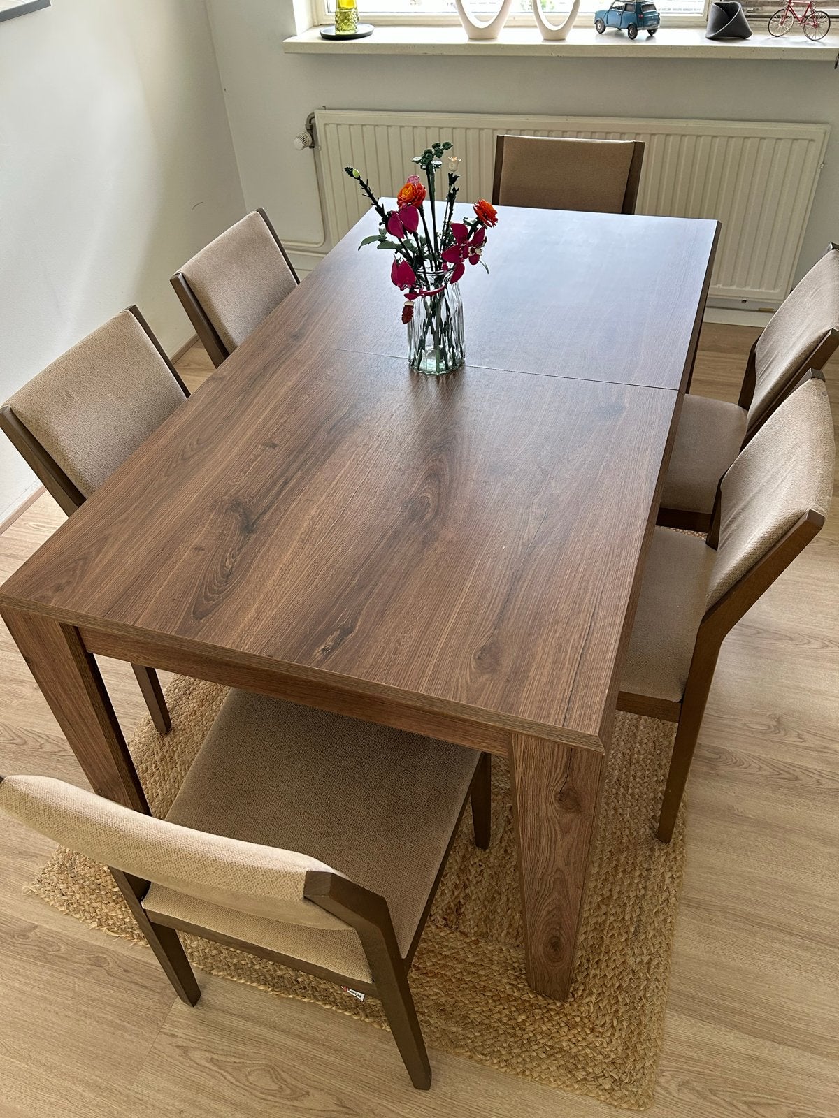 Uitschuifbare eettafel met 6 stoelen, Huis en Inrichting, Tafels | Eettafels, Ophalen, 50 tot 100 cm, Zo goed als nieuw, 150 tot 200 cm