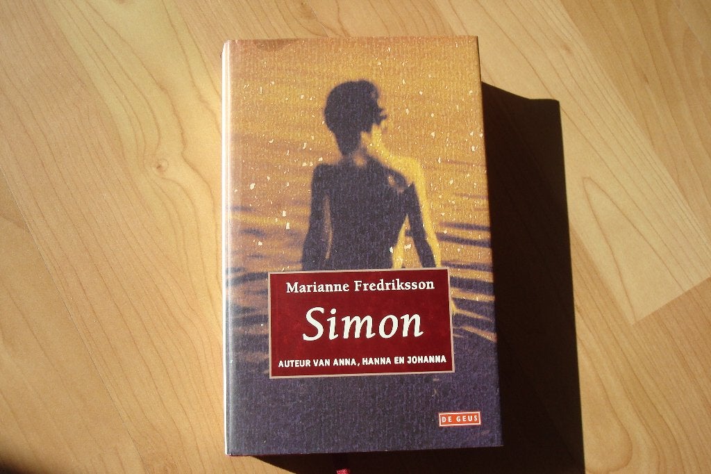 Simon - Marianne Fredriksson, Ophalen of Verzenden, Zo goed als nieuw