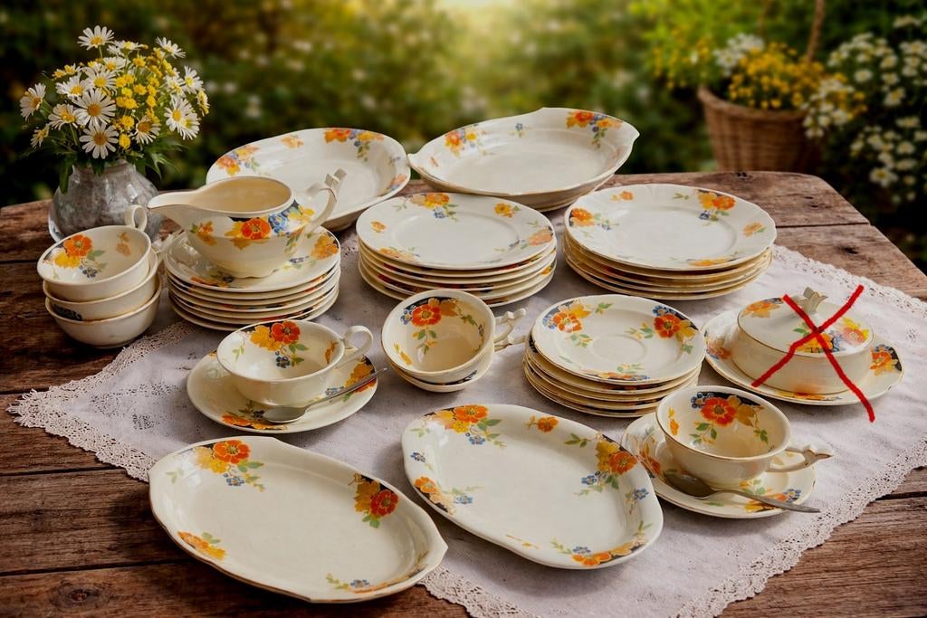 Mooi Mosa servies met bloemen, Ophalen of Verzenden