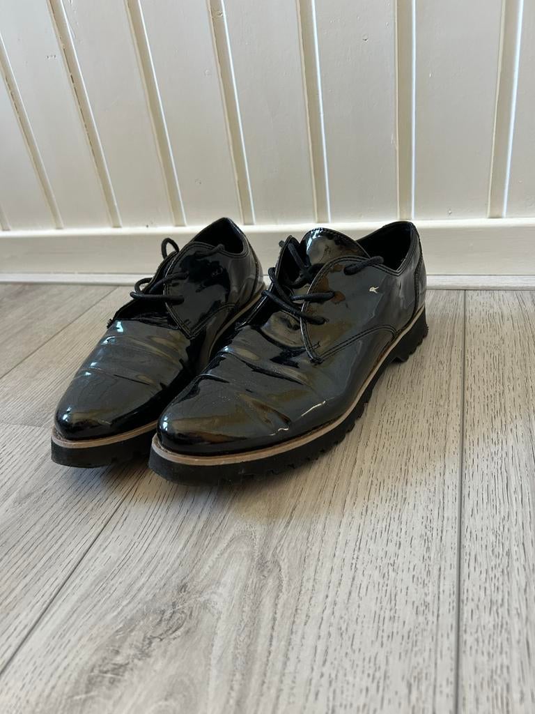 Zwarte glans schoentjes - Maat 40, Ophalen of Verzenden, Gedragen, Zwart, Schoenen met lage hakken