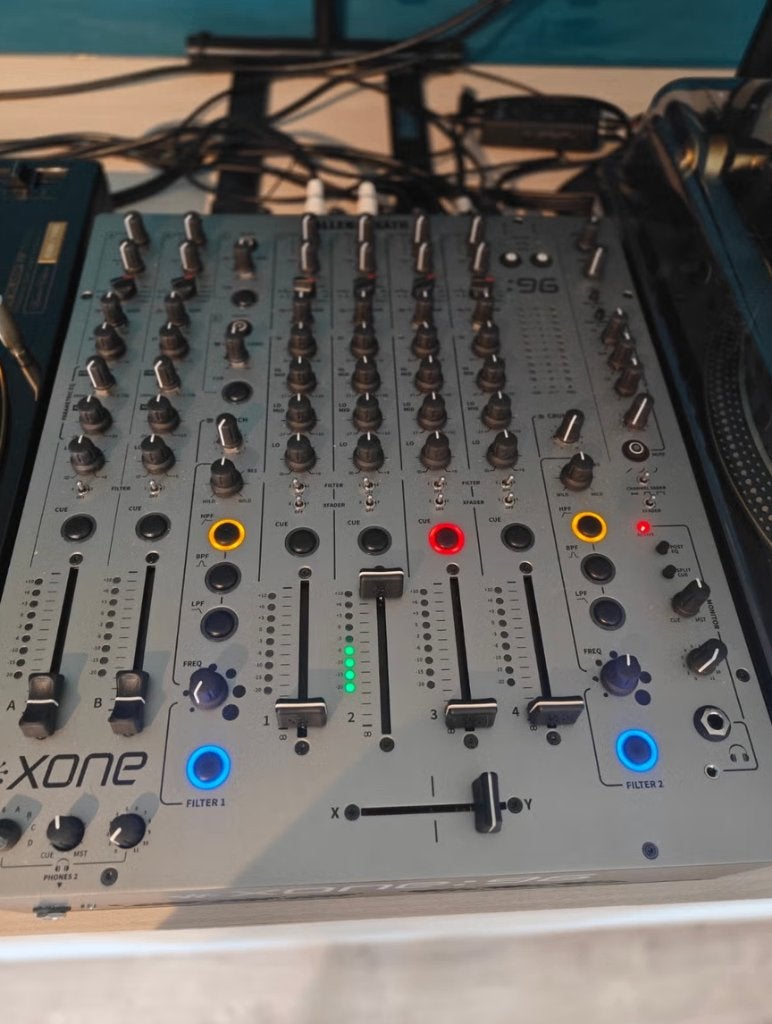 Allen & Heath Xone:96, Ophalen, Zo goed als nieuw, Minder dan 5 kanalen, Microfooningang